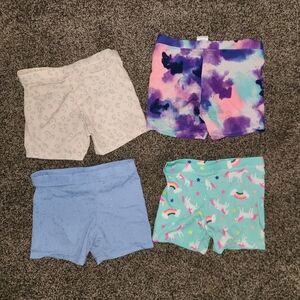 Playground Pals Printed Shorts XS 4/5